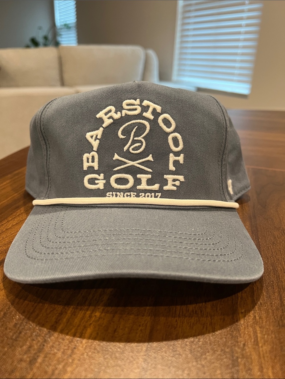 Golf barstool hat